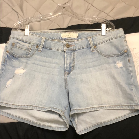 torrid Pants - Torrid light denim shorts size 16